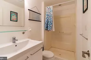 1108 Fitzwater St, Philadelphia, PA 19147 - Photo 20