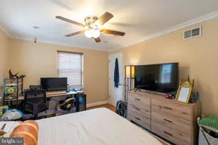 1108 Fitzwater St, Philadelphia, PA 19147 - Photo 16