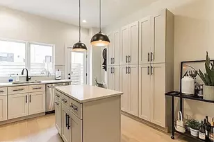 2013 Abigail St, Philadelphia, PA 19125 - Photo 8