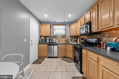 2534 S Sartain Street, Philadelphia, PA 19148 - Photo 10