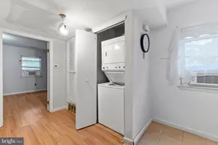 200 Robbins St, Philadelphia, PA 19111 - Photo 8