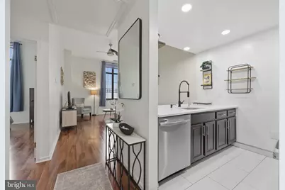 1601 Spring Garden Street #313, Philadelphia, PA 19130 - Photo 6