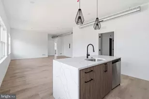 209 New St, Philadelphia, PA 19106 - Photo 4