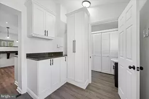302 Fountain St, Philadelphia, PA 19128 - Photo 20