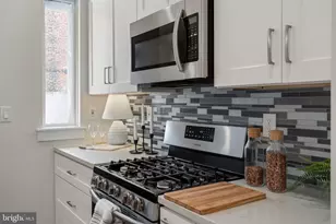 1125 S 24th St, Philadelphia, PA 19146 - Photo 8