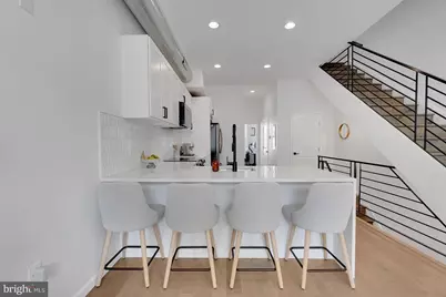 709 N 19th Street #UNIT 2, Philadelphia, PA 19130 - Photo 8