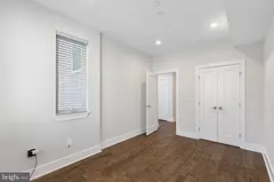 425 Watkins St, Philadelphia, PA 19148 - Photo 30