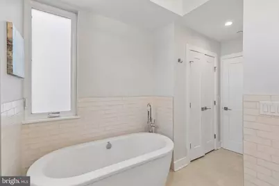 425 Watkins Street, Philadelphia, PA 19148 - Photo 48