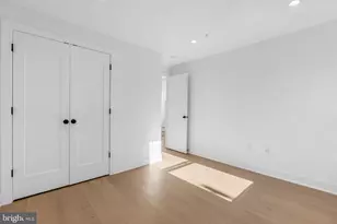 635 N 7th St, Philadelphia, PA 19123 - Photo 24