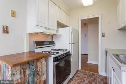 2601 Pennsylvania Avenue #711, Philadelphia, PA 19130 - Photo 14