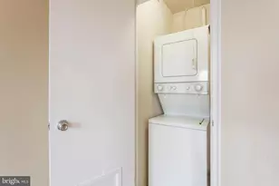 2601 Pennsylvania Ave, Philadelphia, PA 19130 - Photo 18