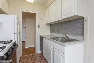 2601 Pennsylvania Ave, Philadelphia, PA 19130 - Photo 14