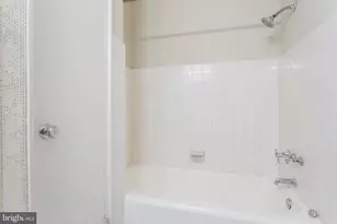 2601 Pennsylvania Ave, Philadelphia, PA 19130 - Photo 28