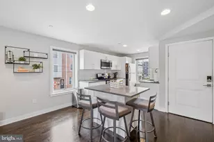 1644 Francis St, Philadelphia, PA 19130 - Photo 4