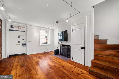 438 Spruce Street, Philadelphia, PA 19106 - Photo 2