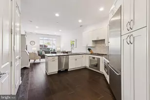 410 S Front St, Philadelphia, PA 19147 - Photo 8