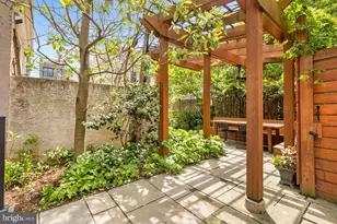 1610 Wharton St, Philadelphia, PA 19146 - Photo 34