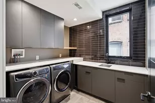 110 S Bonsall St, Philadelphia, PA 19103 - Photo 14