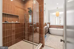 629 E Thompson St, Philadelphia, PA 19125 - Photo 48