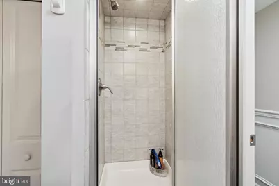 2527 Grays Ferry Avenue, Philadelphia, PA 19146 - Photo 24