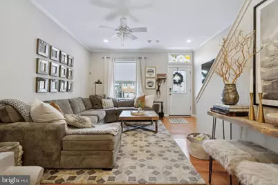2527 Grays Ferry Avenue, Philadelphia, PA 19146 - Photo 2