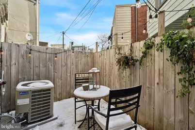 2527 Grays Ferry Avenue, Philadelphia, PA 19146 - Photo 14