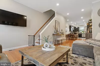 2527 Grays Ferry Avenue, Philadelphia, PA 19146 - Photo 4