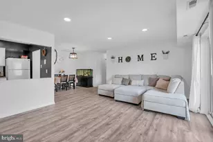 46202 Delaire Landing Rd, Philadelphia, PA 19114 - Photo 6