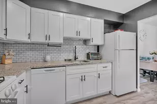46202 Delaire Landing Rd, Philadelphia, PA 19114 - Photo 12
