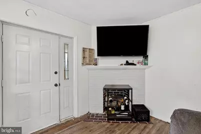 254 E Johnson Street, Philadelphia, PA 19144 - Photo 6