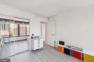 2001 Hamilton St, Philadelphia, PA 19130 - Photo 28