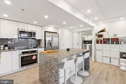 2001 Hamilton Street #515, Philadelphia, PA 19130 - Photo 10