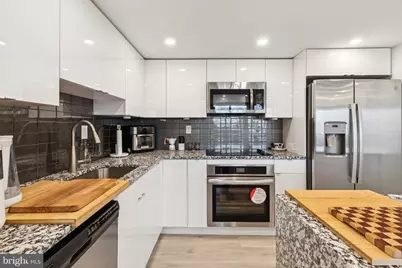 2001 Hamilton Street #515, Philadelphia, PA 19130 - Photo 14