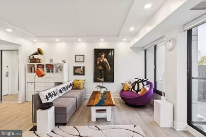 2001 Hamilton Street #515, Philadelphia, PA 19130 - Photo 2
