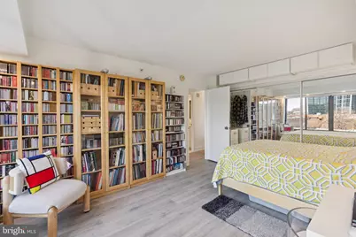 2001 Hamilton Street #515, Philadelphia, PA 19130 - Photo 24