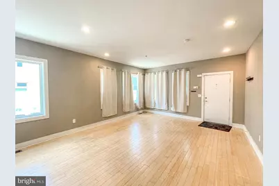 516 Carpenter Street, Philadelphia, PA 19147 - Photo 2