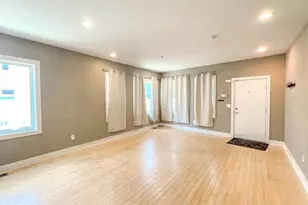 516 Carpenter St, Philadelphia, PA 19147 - Photo 2