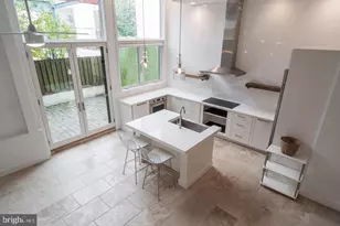 313 Fulton St, Philadelphia, PA 19147 - Photo 2