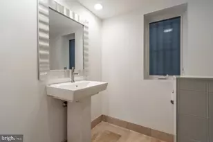 313 Fulton St, Philadelphia, PA 19147 - Photo 14