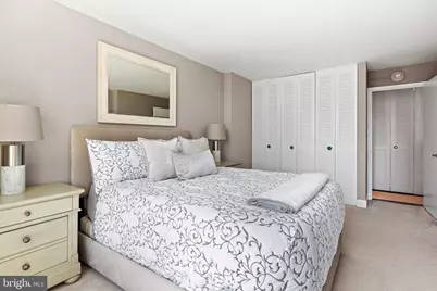 1919 Chestnut Street #2016, Philadelphia, PA 19103 - Photo 24