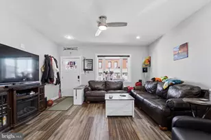 4493 Edgemont St, Philadelphia, PA 19137 - Photo 4