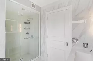 1425 Locust St, Philadelphia, PA 19102 - Photo 28