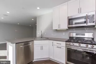 720 S Sartain St, Philadelphia, PA 19147 - Photo 1