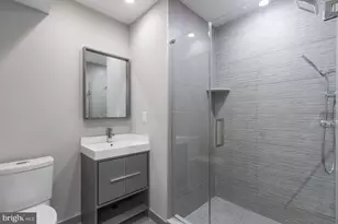 720 S Sartain St, Philadelphia, PA 19147 - Photo 4