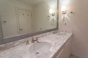 201 N 8th St, Philadelphia, PA 19106 - Photo 12