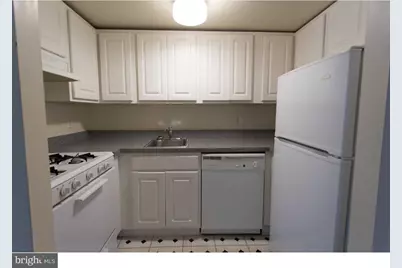 526 Spruce Street #4F, Philadelphia, PA 19106 - Photo 4