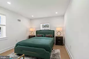 1821 Christian St, Philadelphia, PA 19146 - Photo 24