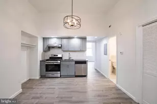 1726 Pine St, Philadelphia, PA 19103 - Photo 2