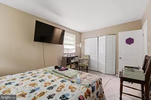 636 Green Ln, Philadelphia, PA 19128 - Photo 30