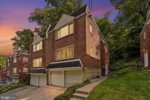 636 Green Ln, Philadelphia, PA 19128 - Photo 1